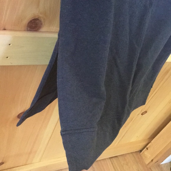 Lulu Lemon Tee - Picture 2 of 6